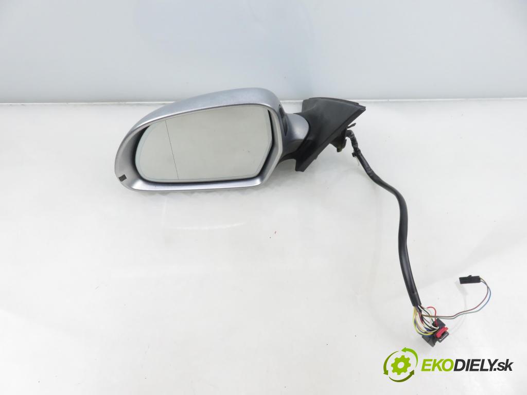 AUDI A4 (8K2, B8) SEDAN 2008 176,00 3.0 TDI quattro - CCWA 2967,00 zpětné zrcátko LE 