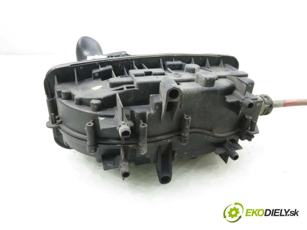 AUDI A4 (8K2, B8) SEDAN 2008 176,00 3.0 TDI quattro - CCWA 2967,00 ZVEDÁK: 8K1713041M