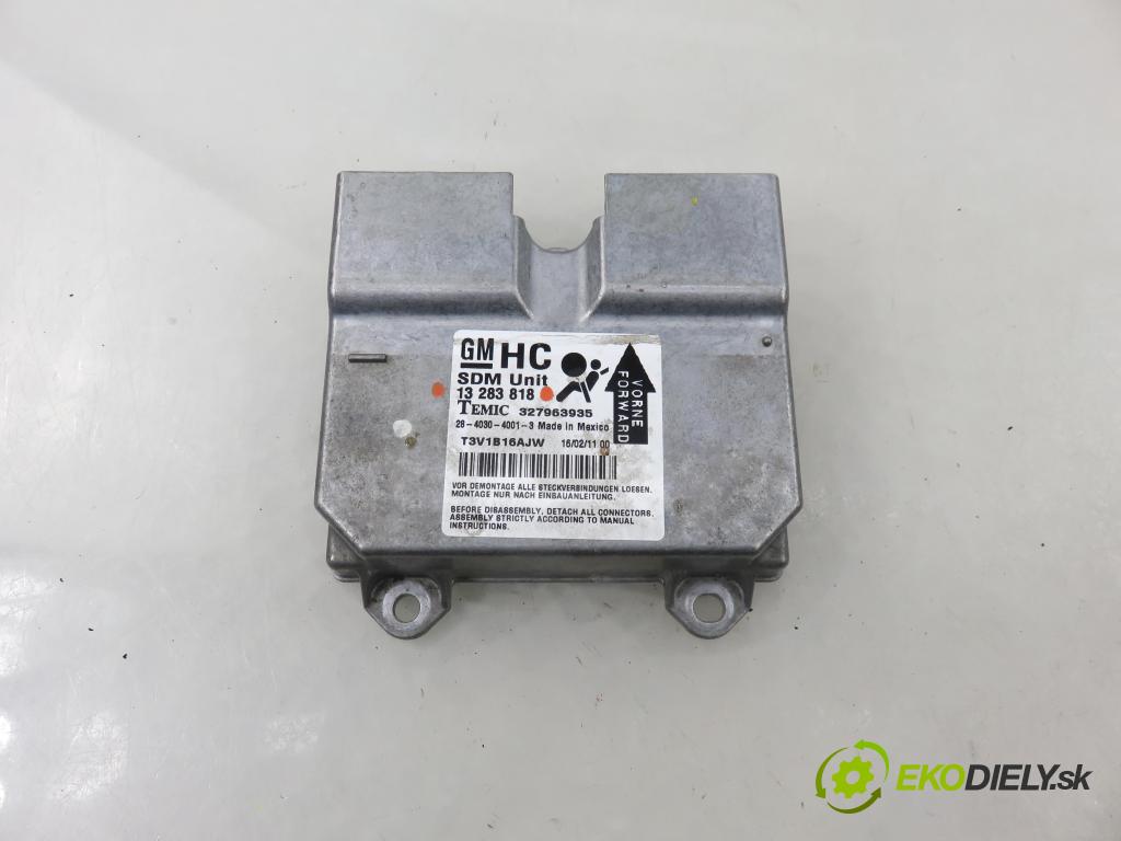 OPEL CORSA D (S07) HB 2011 0,00 1.2 - A 12 XER 1229,00 MODUL air BAG 13283818