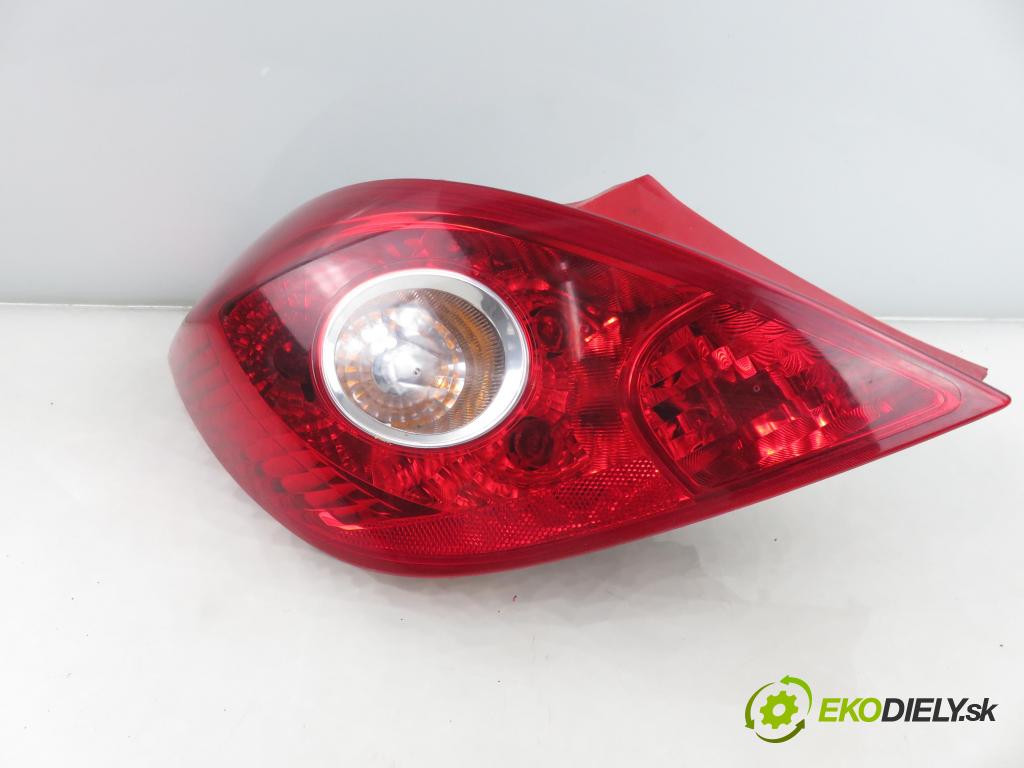 OPEL CORSA D (S07) HB 2011 0,00 1.2 - A 12 XER 1229,00 světlo levé zadní 93189092