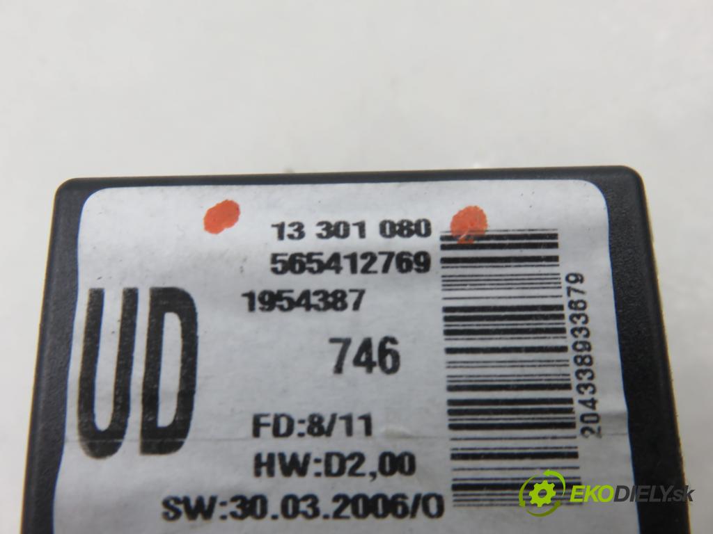 OPEL CORSA D (S07) HB 2011 0,00 1.2 - A 12 XER 1229,00 ZOBRAZIT: 13301080