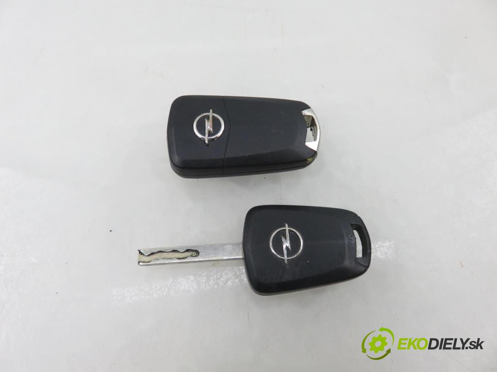 OPEL CORSA D (S07) HB 2011 0,00 1.2 - A 12 XER 1229,00 spinačka / zámky 56155