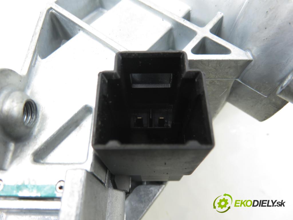 OPEL CORSA D (S07) HB 2011 0,00 1.2 - A 12 XER 1229,00 spinačka / zámky 56155