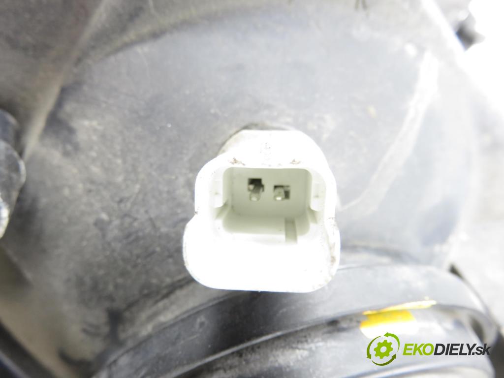 CITROEN XSARA PICASSO (N68) MINIVAN 2001 85,00 1.8 16V - 6FZ (EW7J4) 1749,00 Svetlo LP 9631495180