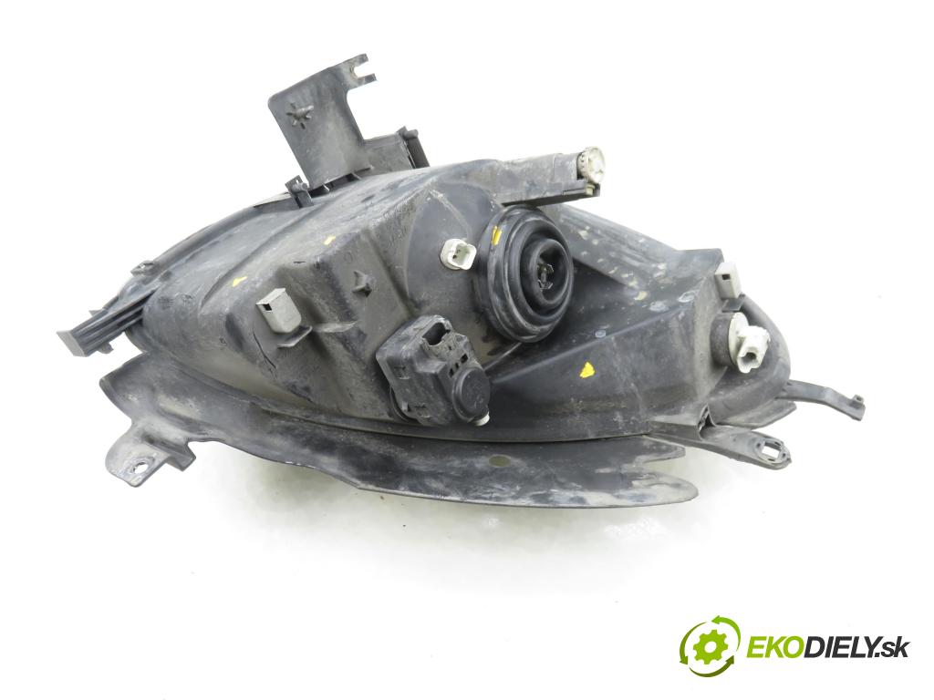 CITROEN XSARA PICASSO (N68) MINIVAN 2001 85,00 1.8 16V - 6FZ (EW7J4) 1749,00 Svetlo LP 9631495180