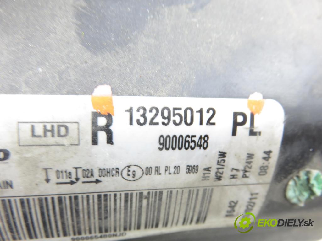 OPEL CORSA D (S07) HB 2011 0,00 1.2 - A 12 XER 1229,00 Svetlo PP 13295012