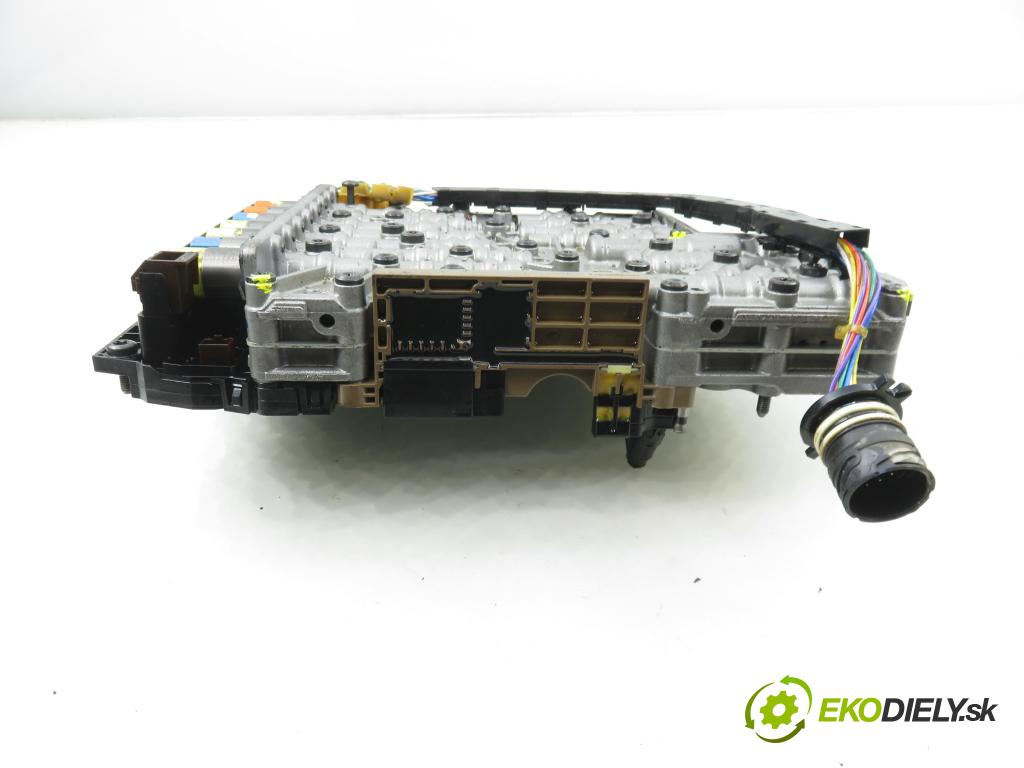 AUDI A4 (8K2, B8) SEDAN 2008 176,00 3.0 TDI quattro - CCWA 2967,00 řídící jednotka převodovky 0260550021 ; 1084128302