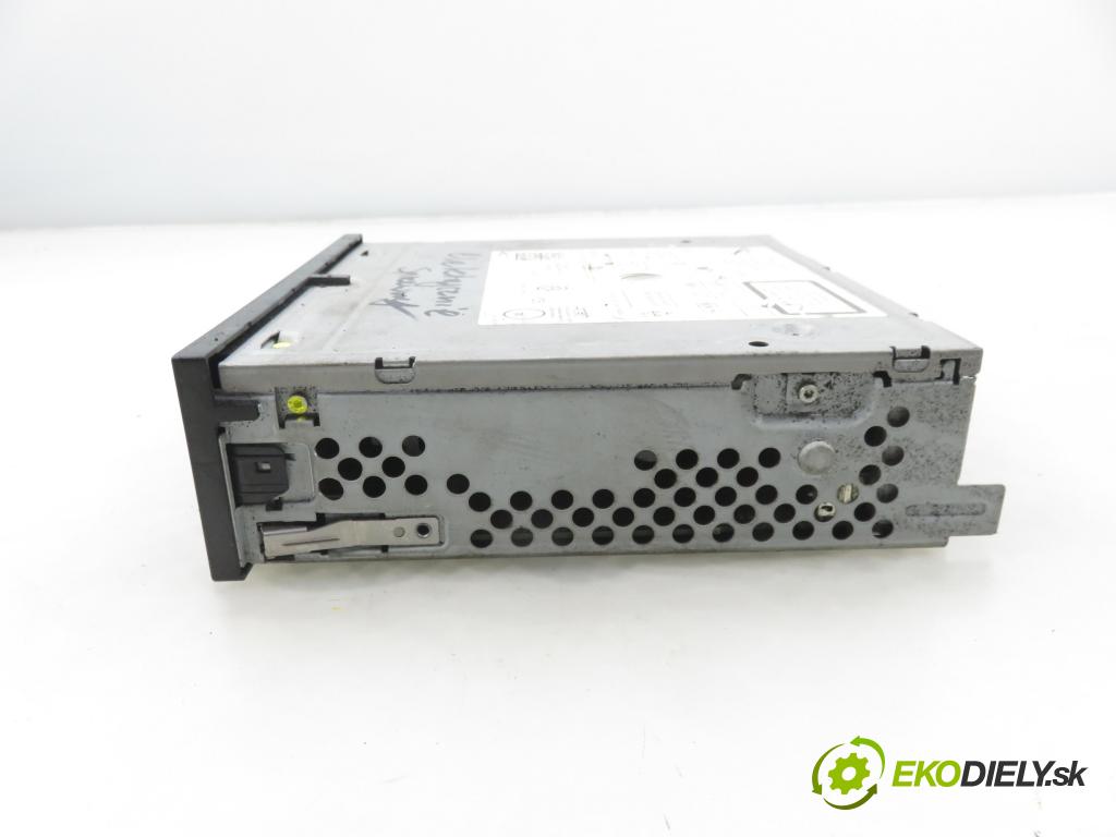 VW GOLF VII Variant (BA5, BV5) KOMBI 2019 850,00 1.6 TDI CR 115 - DGTE 1598,00 CZYTNIK navigace 3Q0035846B (Elektrosoučásti ostatní)