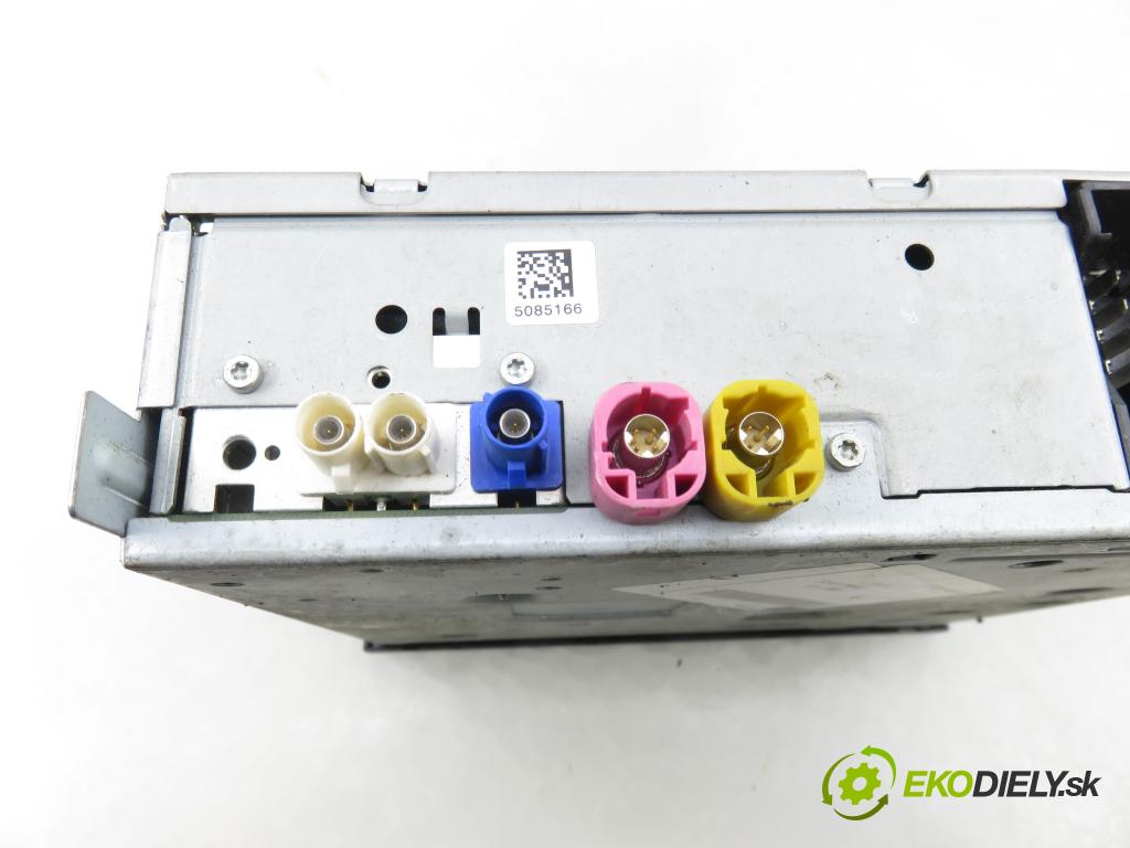 VW GOLF VII Variant (BA5, BV5) KOMBI 2019 850,00 1.6 TDI CR 115 - DGTE 1598,00 CZYTNIK navigace 3Q0035846B (Elektrosoučásti ostatní)