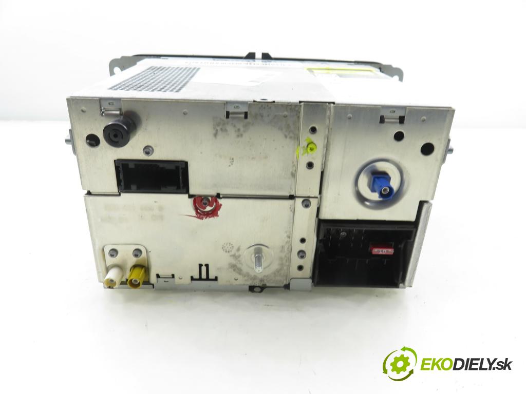 VW PASSAT B6 Variant (3C5) KOMBI 2006 103,00 2.0 TDI PD 8V 140 - BMP 1968,00 RADIO CD 1T0035194D