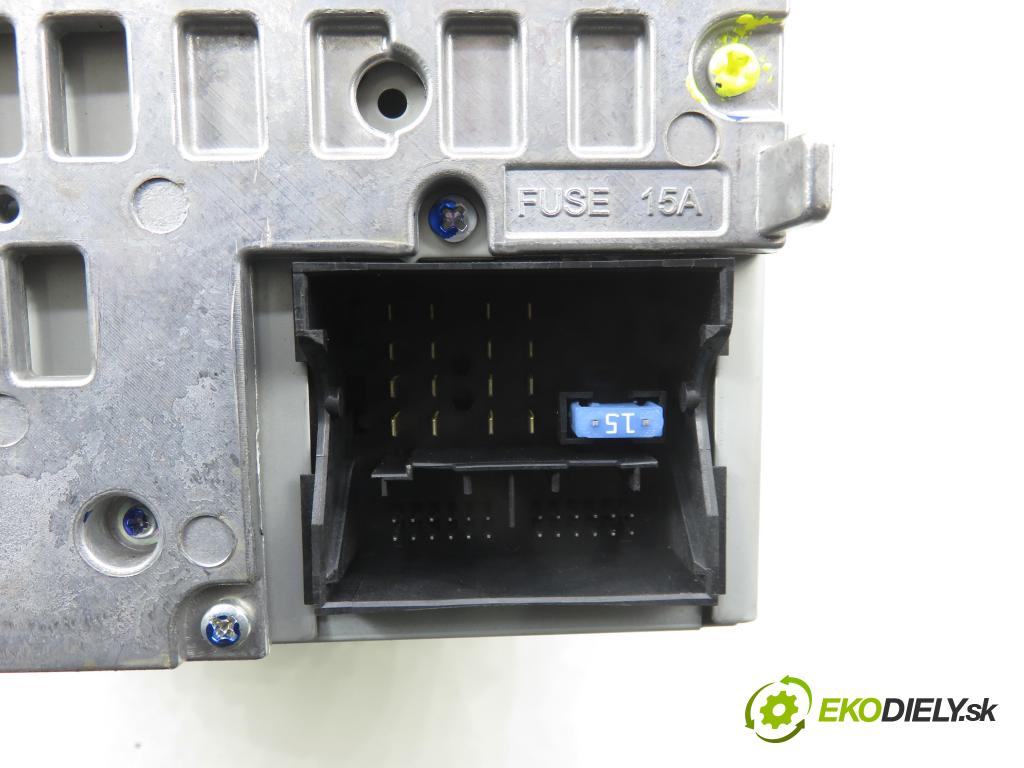 AUDI A5 (8T3) COUPE 2009 140,00 2.7 TDI - CGKA 2698,00 RADIO CD 8T1035186C