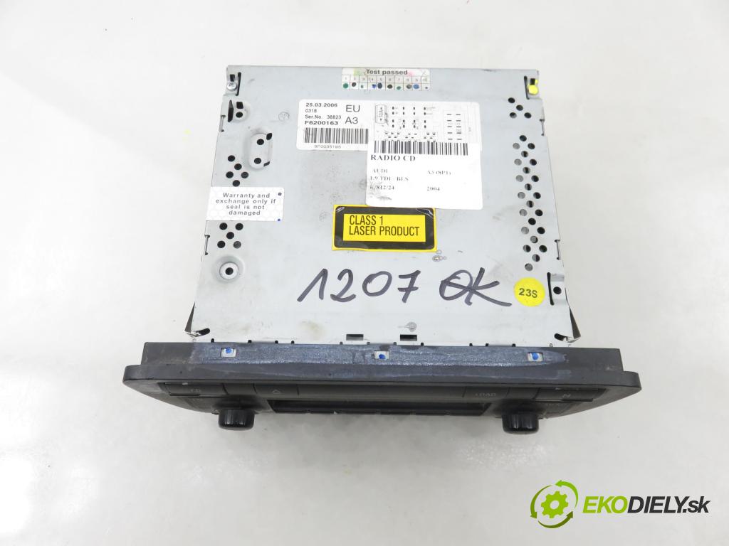 AUDI A3 (8P1) HB 2004 77,00 1.9 TDI - BLS 1896,00 RADIO CD modul 8P0035195