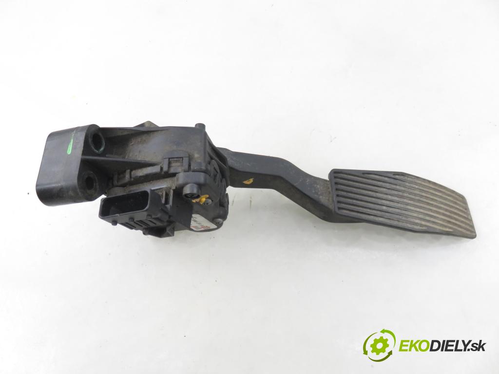 OPEL ASTRA G liftback (T98) HB 2003 55,00 1.7 DTI 16V - Y 17 DT 1686,00 potenciometr plynového pedálu 9157998BK ; 6PV00811200 (Potenciometr plynového pedálu)