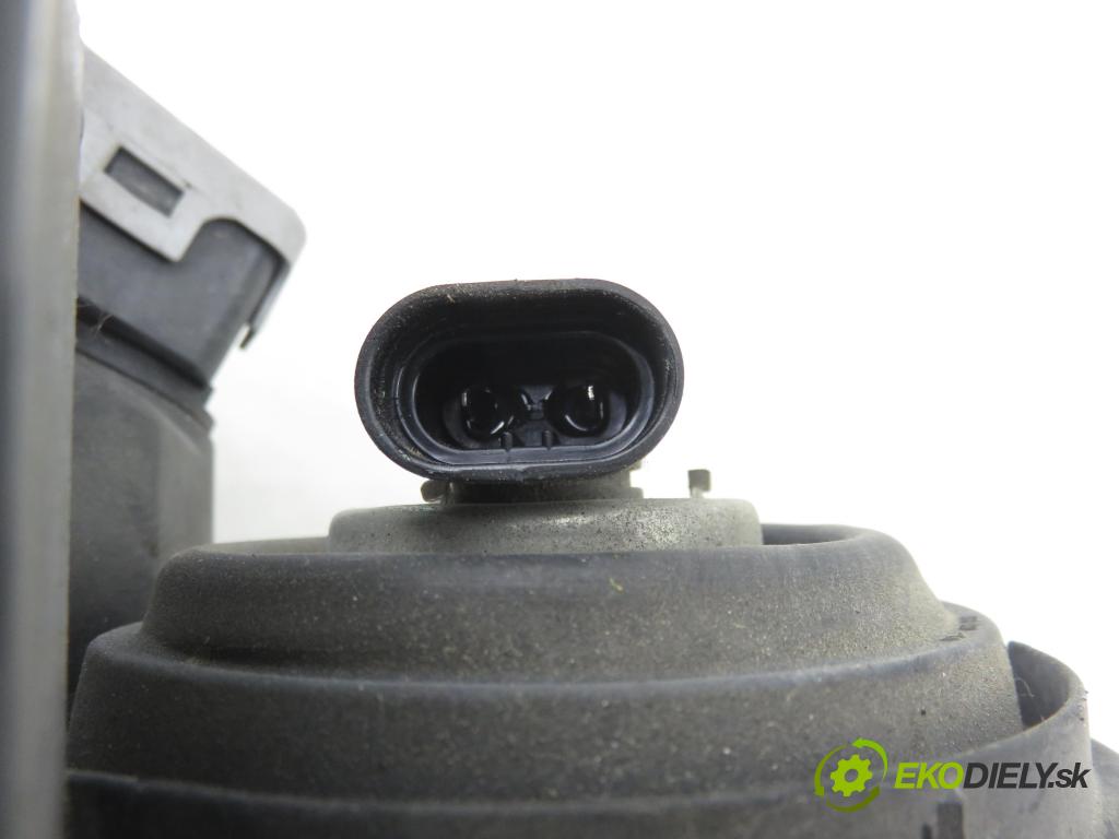 OPEL ASTRA G liftback (T98) HB 2003 55,00 1.7 DTI 16V - Y 17 DT 1686,00 Svetlo PP