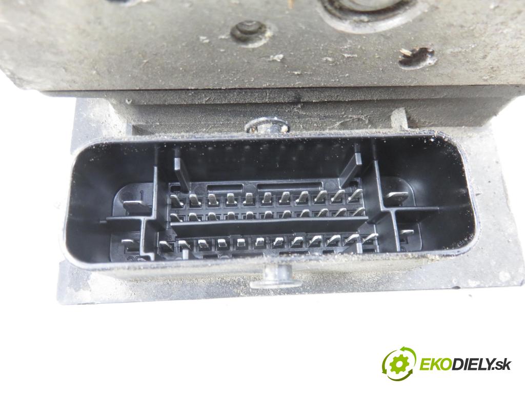 AUDI A4 (8K2, B8) SEDAN 2008 176,00 3.0 TDI quattro - CCWA 2967,00 Pumpa ABS 0265950937 ; 8K0907379S ; 0265236087 (Pumpa ABS)