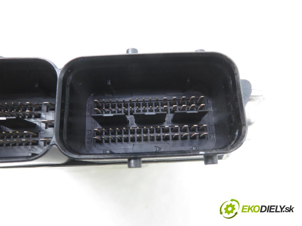 AUDI A4 (8K2, B8) SEDAN 2008 176,00 3.0 TDI quattro - CCWA 2967,00 Riadiaca jednotka Motor 0281014722 ; 8K0907401B