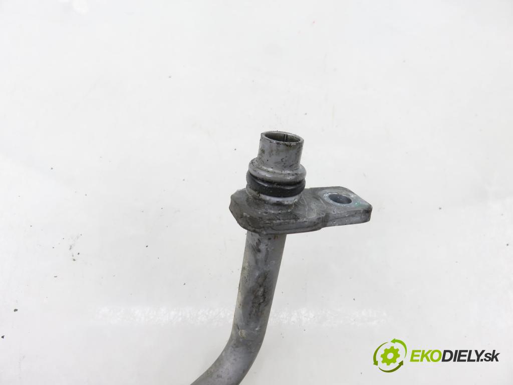 AUDI A4 (8K2, B8) SEDAN 2008 176,00 3.0 TDI quattro - CCWA 2967,00 rúrka olejovy 8K0317825AA