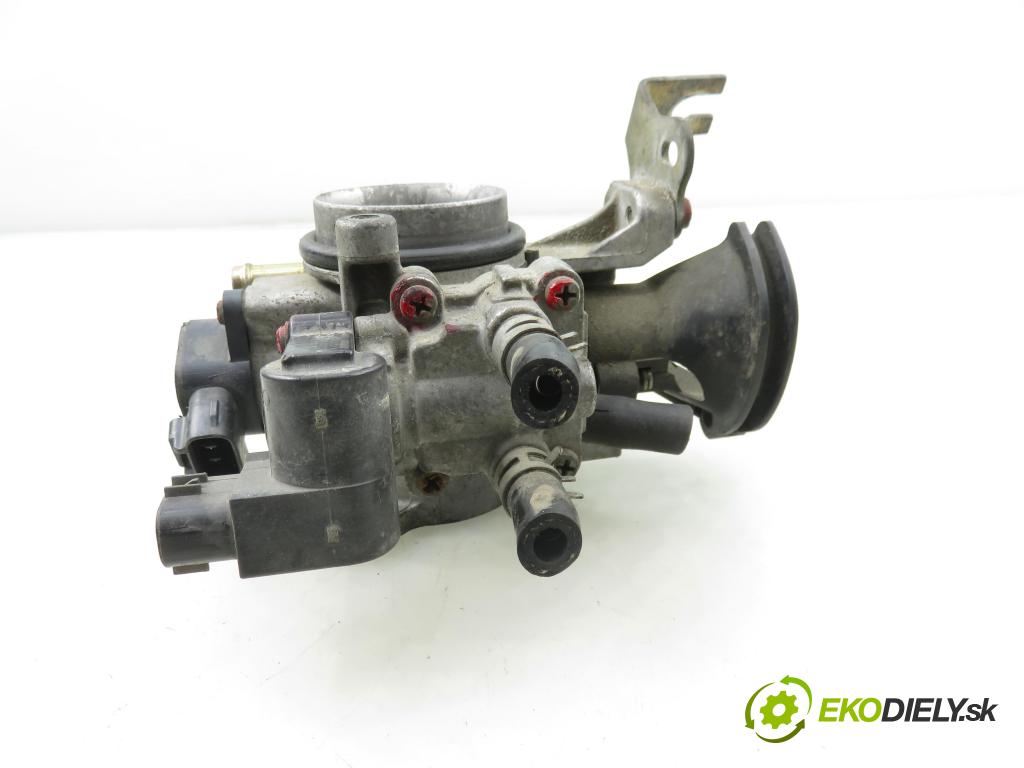 TOYOTA YARIS (_P1_) HB 2002 64,00 1.3 VVTi 87 - 2SZ-FE 1298,00 škrtíci klapka 2221003010 (Škrticí klapka)