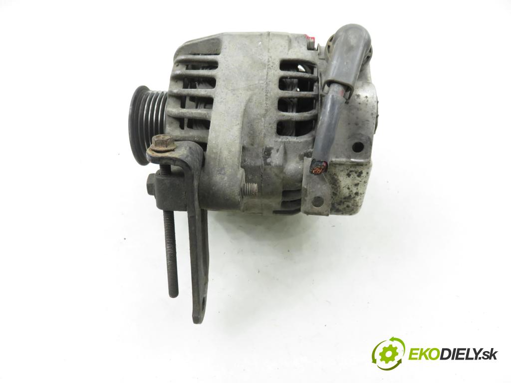TOYOTA YARIS (_P1_) HB 2002 64,00 1.3 VVTi 87 - 2SZ-FE 1298,00 Alternátor 270600J020 ; MS1022118010 (Alternátor)
