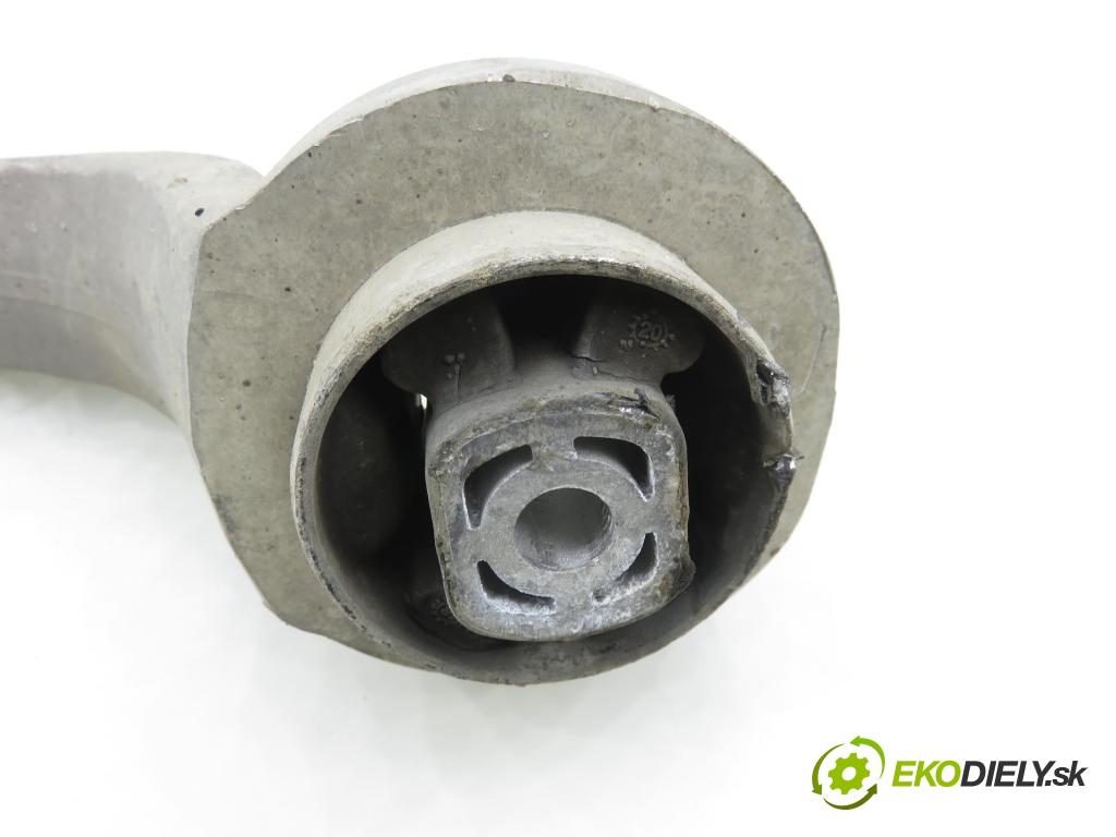 AUDI A4 (8K2, B8) SEDAN 2008 176,00 3.0 TDI quattro - CCWA 2967,00 Rameno dolné ľavy zadný 8K0407695E