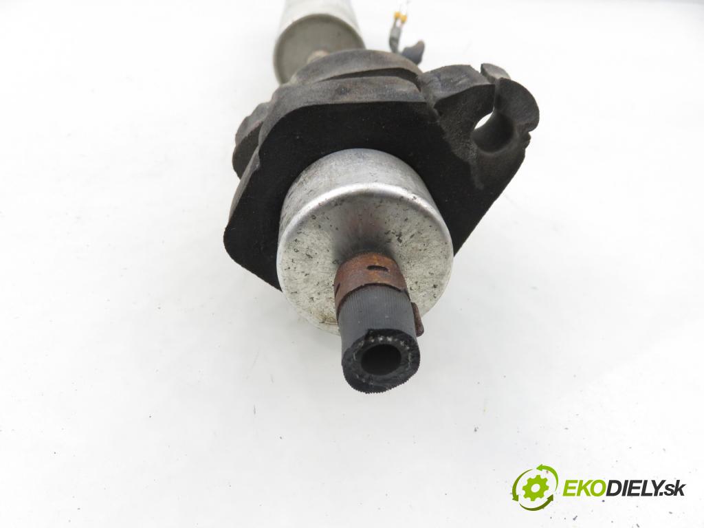 AUDI A4 (8K2, B8) SEDAN 2008 176,00 3.0 TDI quattro - CCWA 2967,00 Pumpa paliva 8K0906095