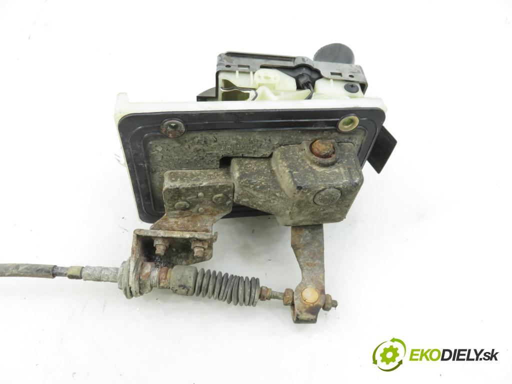 SUBARU IMPREZA kombi (GG) KOMBI 2005 123,00 2.5 167 2457,00 ZVEDÁK: