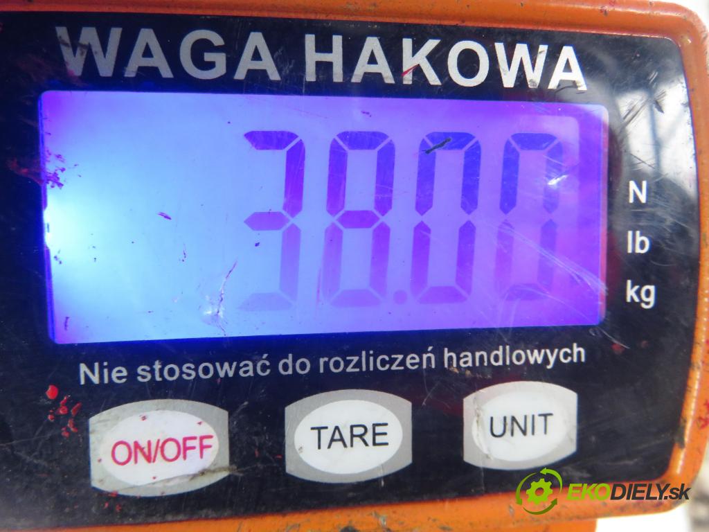 FIAT PANDA (169_) HB 2003 40,00 1.1 54 - 187 A1.000 1108,00 Výstuha zadná