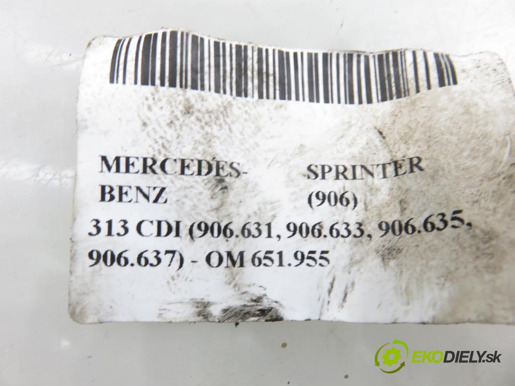 MERCEDES-BENZ SPRINTER 3,5-t Skrzynia (906) FURGON 2011 95,00 313 CDI (906.631, 906.633, 906.635, 906.637) - OM  2143,00 Pumpa paliva 9064703194 ; 0580203009