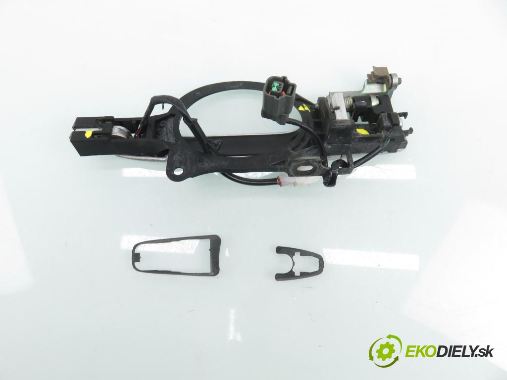 MITSUBISHI OUTLANDER II (CW_W) SUV 2008 125,00 2.4 MIVEC 4WD (CW5W) - 4B12 2360,00 Kľučka