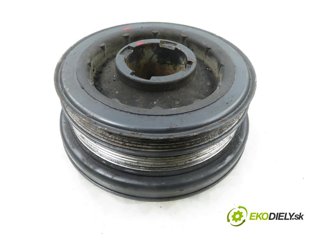 BMW 5 (E60) SEDAN 2005 130,00 525 d - M57 D25 177 (256D2) 2497,00 Koleso kolesová Vačkového hriadeľa/kľuky 273409533