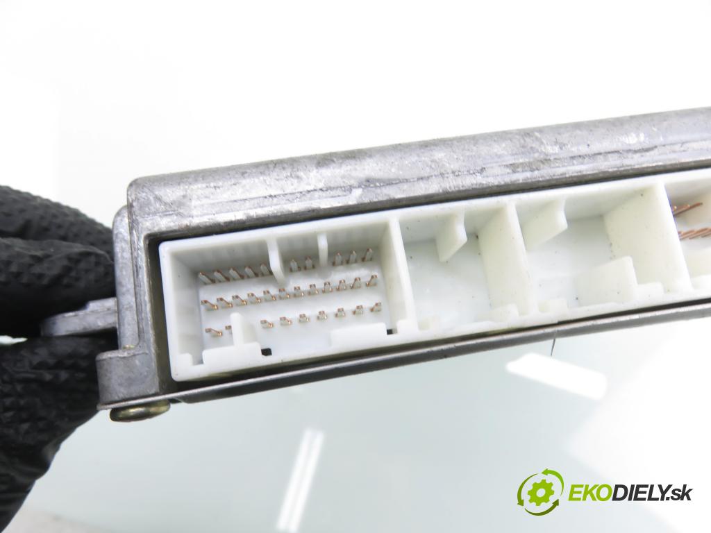 HONDA JAZZ II (GD_, GE3, GE2) HB 2002 61,00 1.3 (GD1) - L13A1 1339,00 Riadiaca jednotka Motor 37820PWAG41 ; 2153307910