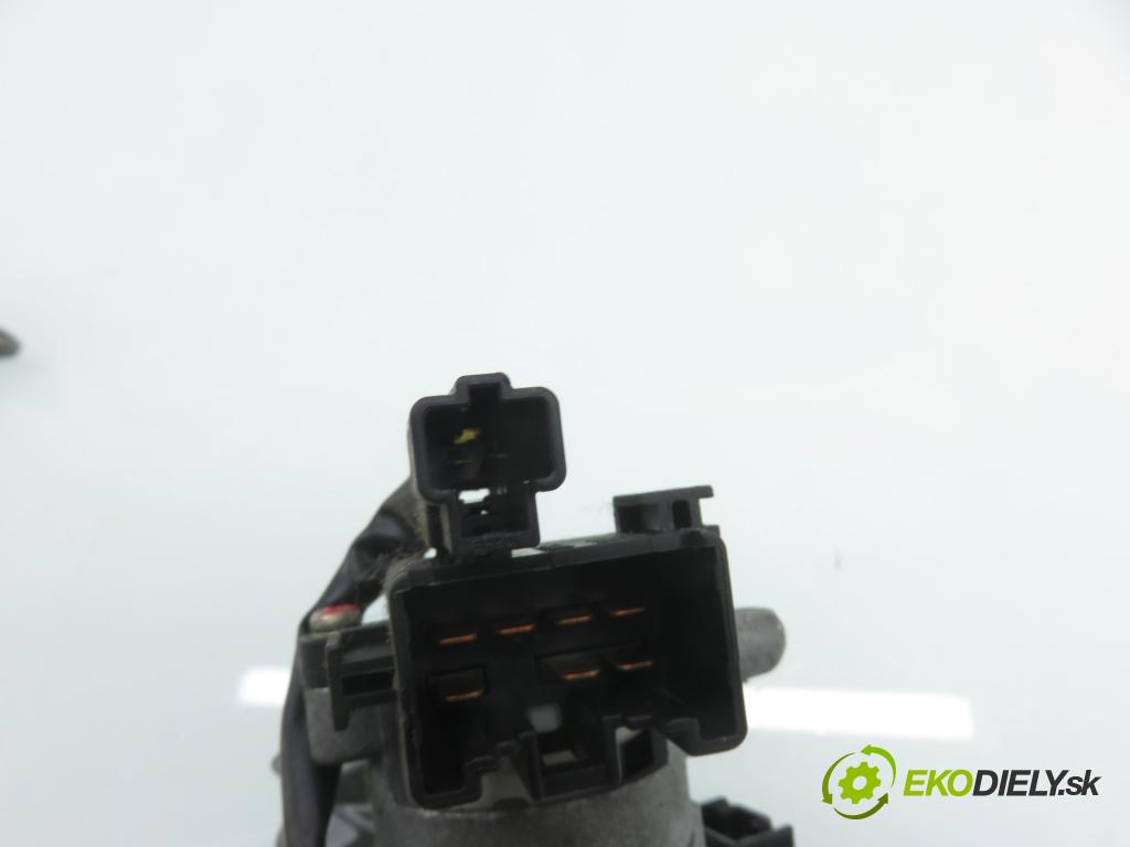 TOYOTA YARIS (_P1_) HB 2003 50,00 1.0 VVT- i 68 - 1SZ-FE 998,00 spínačka / VLOŽKY 450200D01