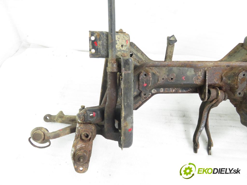 VW TRANSPORTER IV Skrzynia (70XA) FURGON 1997 55,00 2.4 D - AJA 2370,00 predný