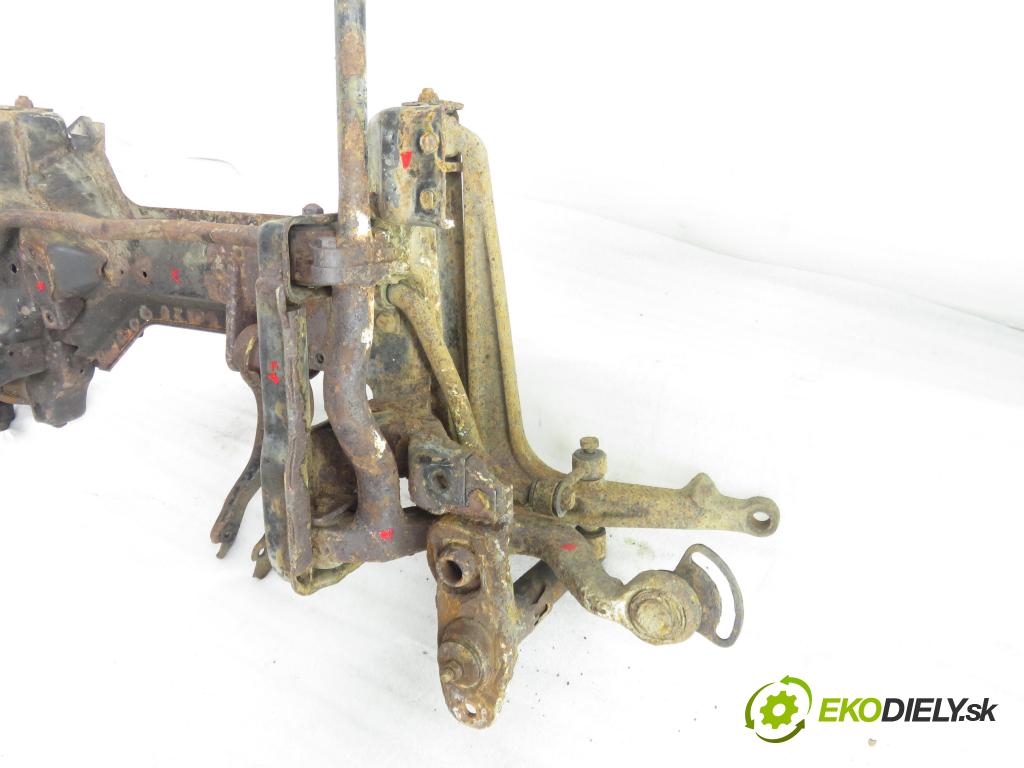 VW TRANSPORTER IV Skrzynia (70XA) FURGON 1997 55,00 2.4 D - AJA 2370,00 predný