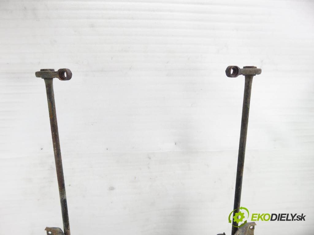 VW TRANSPORTER IV Skrzynia (70XA) FURGON 1997 55,00 2.4 D - AJA 2370,00 predný