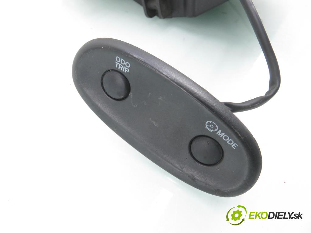 TOYOTA YARIS (_P1_) HB 2003 50,00 1.0 VVT- i 68 - 1SZ-FE 998,00 Prístrojovka elektrický 838000D360