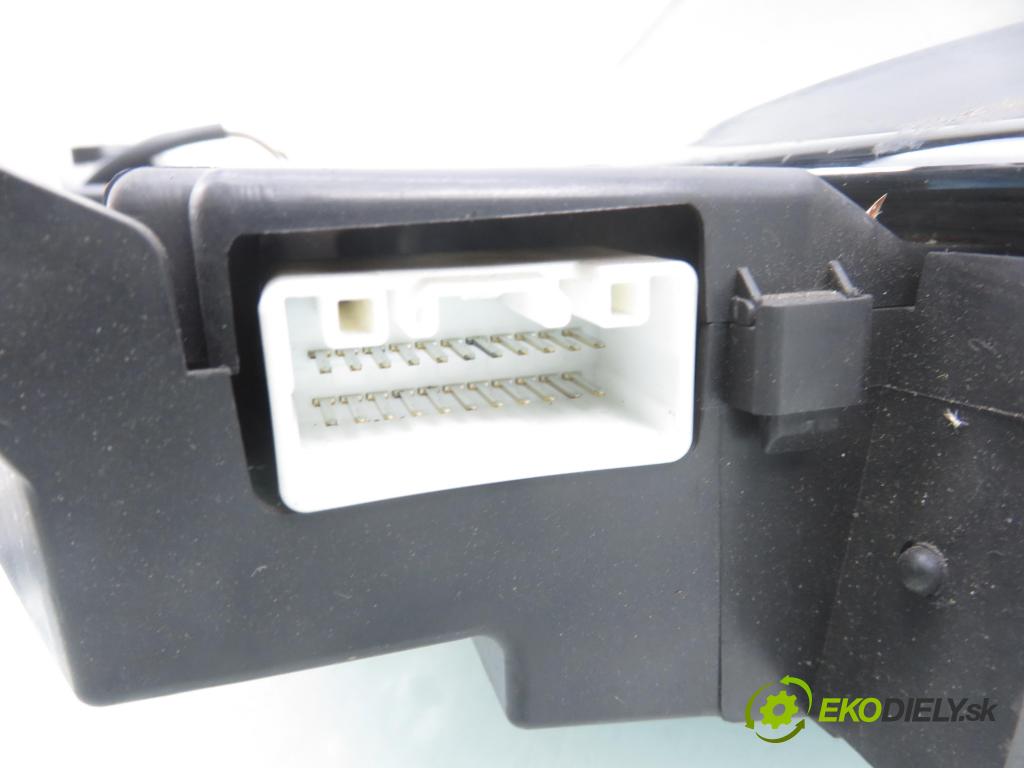 TOYOTA YARIS (_P1_) HB 2003 50,00 1.0 VVT- i 68 - 1SZ-FE 998,00 Prístrojovka elektrický 838000D360