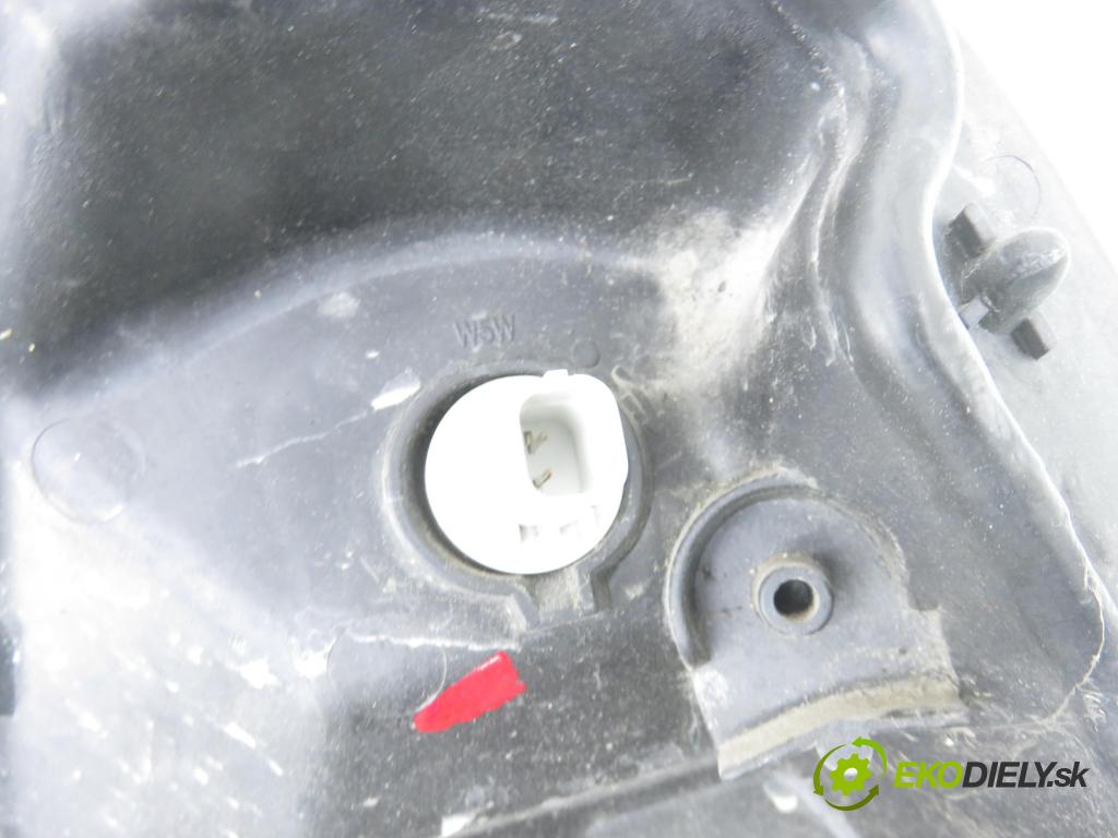 HONDA JAZZ II (GD_, GE3, GE2) HB 2002 61,00 1.3 (GD1) - L13A1 1339,00 Svetlo PP