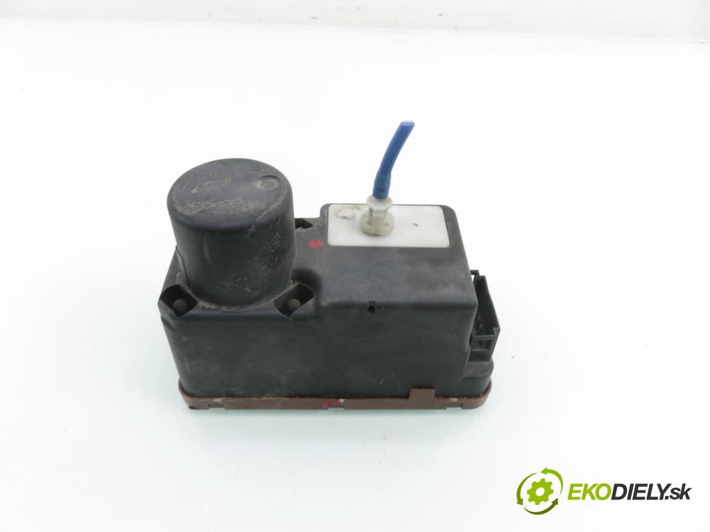 VW POLO (6N1) HB 1997 44,00 1.4 60 1390,00 pumpa zámku centrálneho 1H0962257F