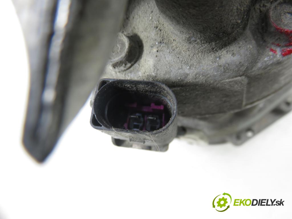 SEAT IBIZA II (6K1) HB 2000 44,00 1.4 MPI 60 - AUD 1390,00 KOMPRESOR: klimatizácie 1J0820803F (Kompresor klimatizácie)