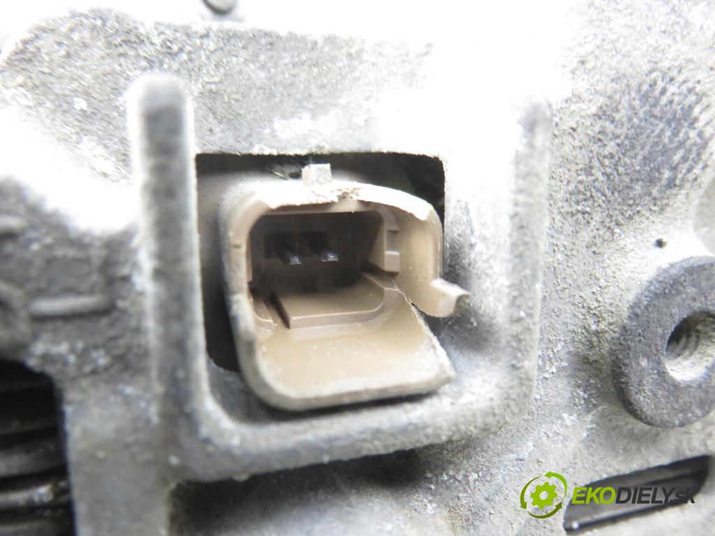 RENAULT TWINGO I (C06_) HB 2002 43,00 1.2 (C066, C068) - D7F 703 1149,00 Alternátor 8200065730 ; A001TA2293 (Alternátor)