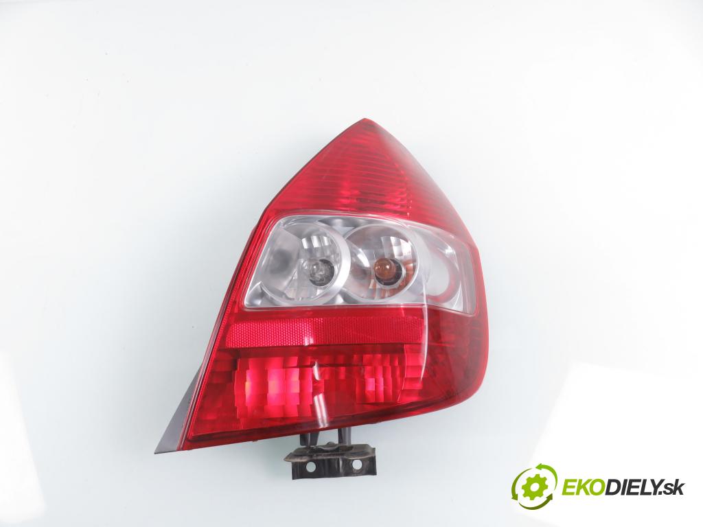 HONDA JAZZ II (GD_, GE3, GE2) HB 2002 61,00 1.3 (GD1) - L13A1 1339,00 Svetlo pravé zadné