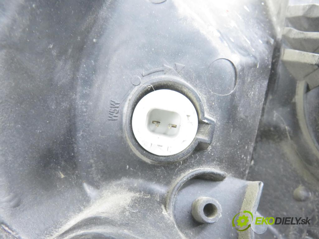 HONDA JAZZ II (GD_, GE3, GE2) HB 2002 61,00 1.3 (GD1) - L13A1 1339,00 Svetlo LP