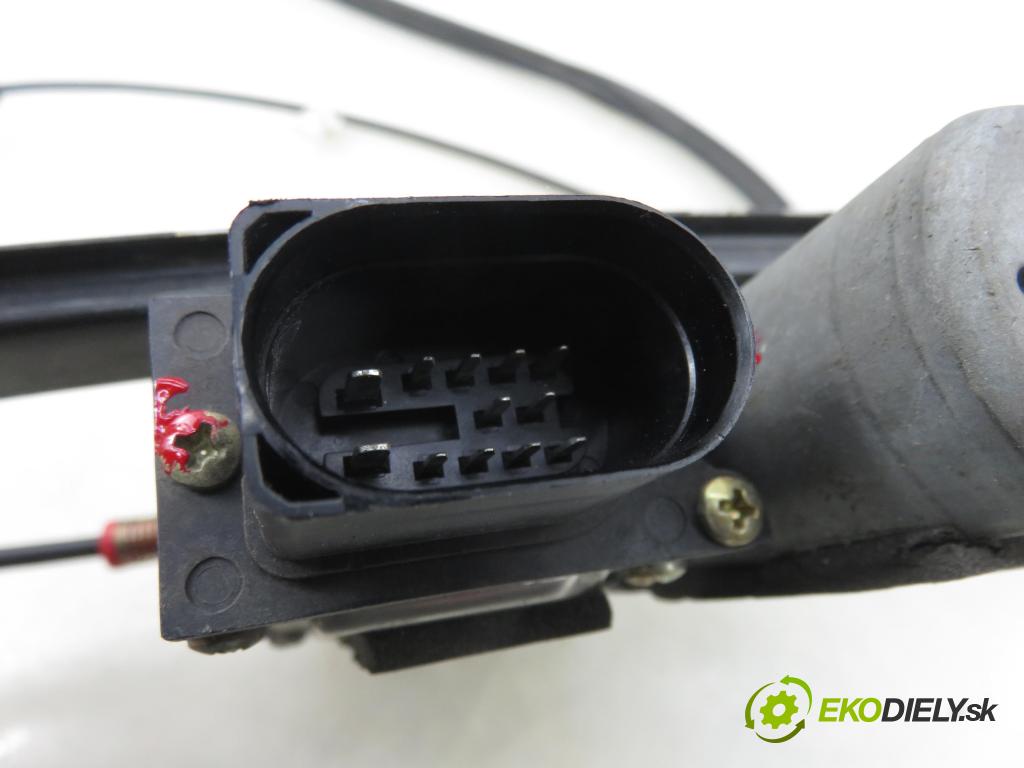 SEAT IBIZA II (6K1) HB 2000 44,00 1.4 MPI 60 - AUD 1390,00 Mechanizmus okien 3D 6K3959802 ; 6K3837402G