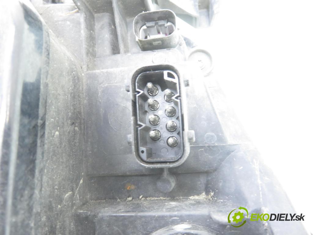 BMW 5 (E60) SEDAN 2005 0,00 530 d - M57 D30 (306D2) 2993,00 Svetlo LP 15872300