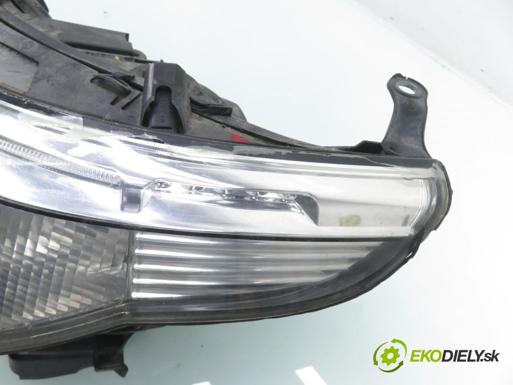 BMW 5 (E60) SEDAN 2005 0,00 530 d - M57 D30 (306D2) 2993,00 Svetlo LP 15872300