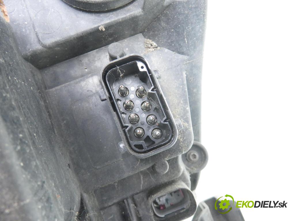 BMW 5 (E60) SEDAN 2005 0,00 530 d - M57 D30 (306D2) 2993,00 Svetlo PP 15872400