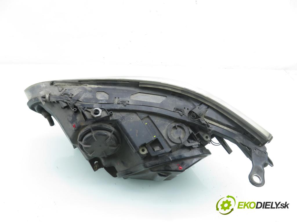 BMW 5 (E60) SEDAN 2005 0,00 530 d - M57 D30 (306D2) 2993,00 Svetlo PP 15872400