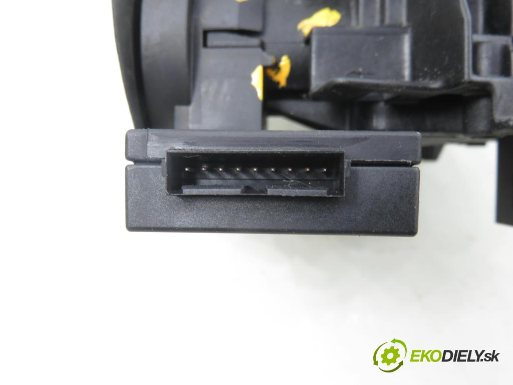 OPEL ASTRA G liftback (T98) HB 2003 55,00 1.7 DTI 16V - Y 17 DT 1686,00 spinačka 24445098 (Spínacia skrinka)