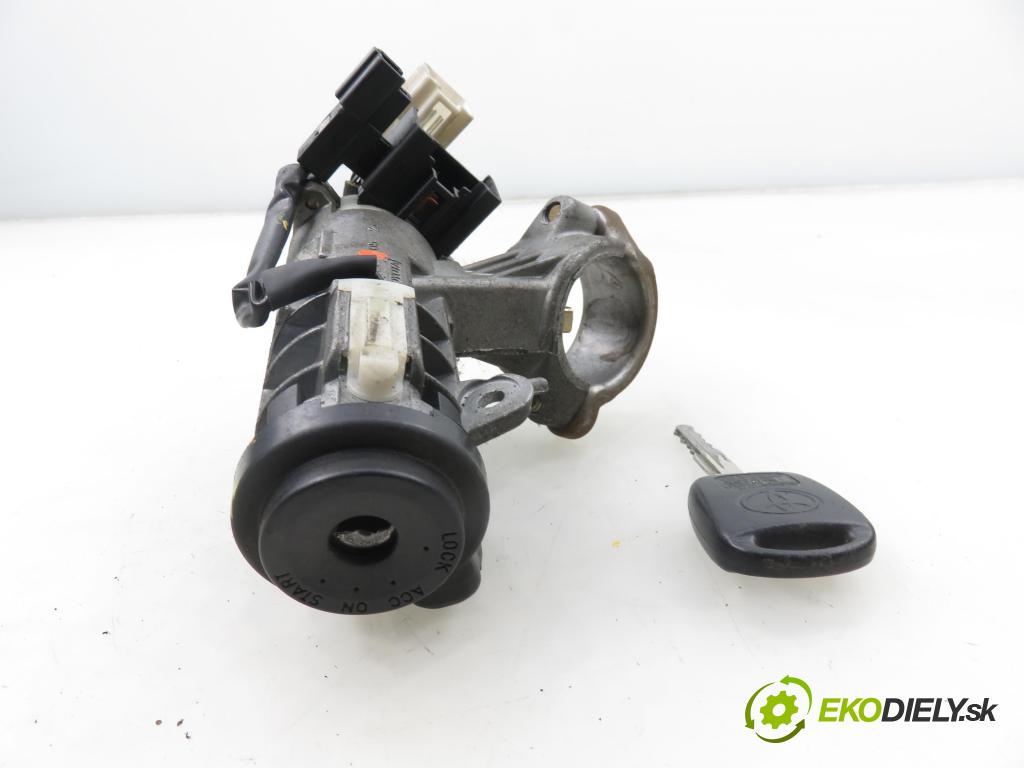 TOYOTA AVENSIS (_T22_) SEDAN 2000 81,00 2.0 D-4D (CDT220_) - 1CD-FTV 1995,00 spinačka 45020 (Spínacia skrinka)